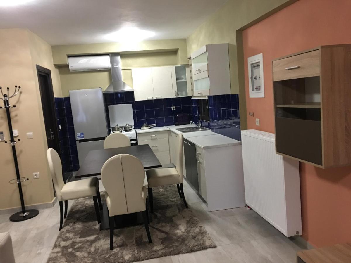Αρχοντικό Κίρφυς Aparthotel Desfina Εξωτερικό φωτογραφία