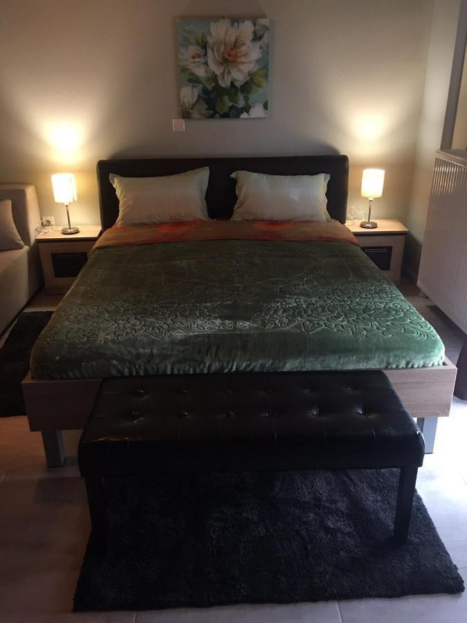 Αρχοντικό Κίρφυς Aparthotel Desfina Εξωτερικό φωτογραφία